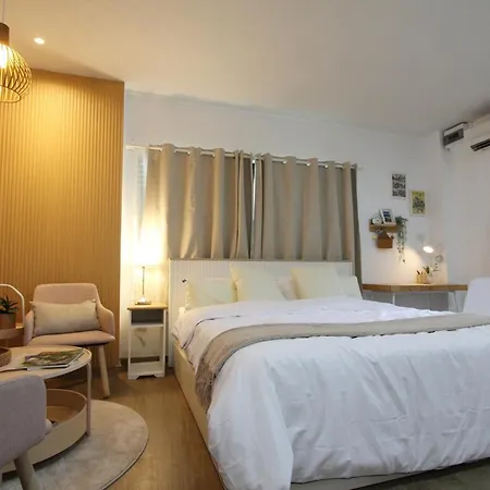 ลาดกระบัง ใกล้สนามบิน แบบอบอุ่นส่วนตัว Hotel